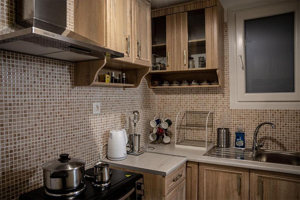 Your Apartment In เอเธนส์ ภายนอก รูปภาพ